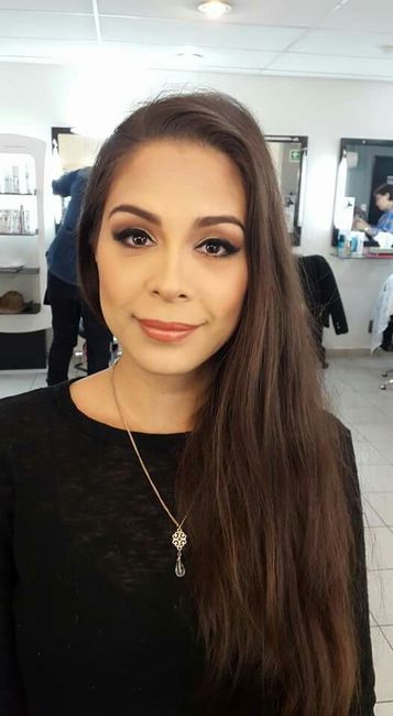 Maquillaje normal o maquillaje con aerografo 1