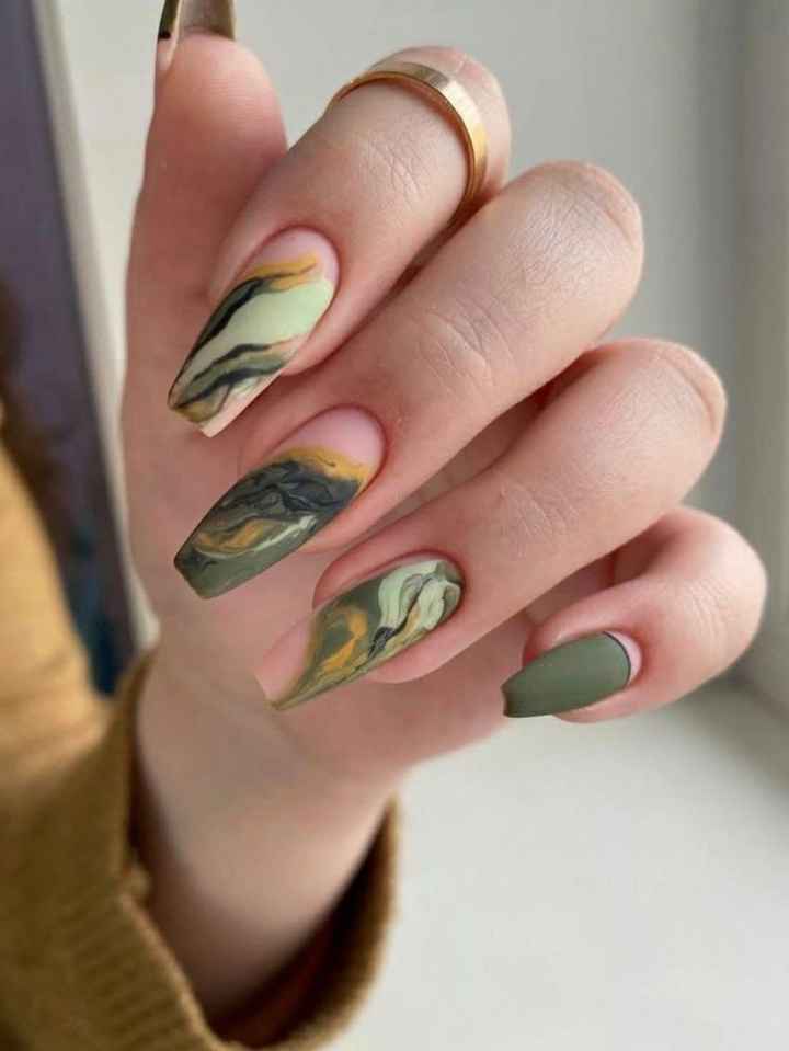 Uñas para la cena de compromiso. - 9