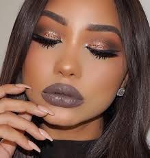 Maquillaje para pieles morenas 16