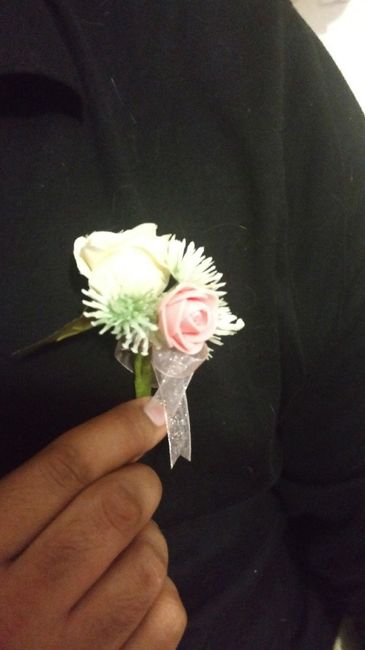 Ideas de Boutonniere para el Novio y los acompañantes - 1