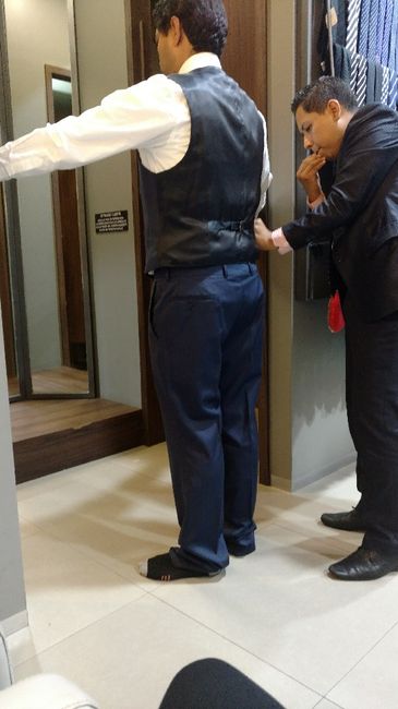 Tenemos traje de novio - 1