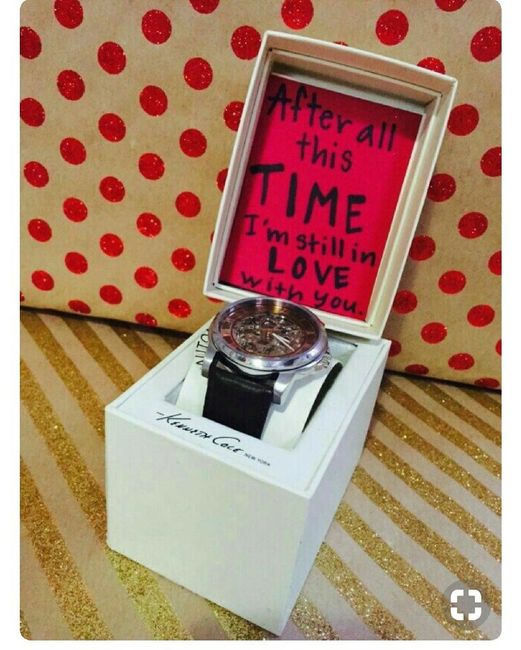 Ideas para regalarle el reloj de compromiso a su fm 6