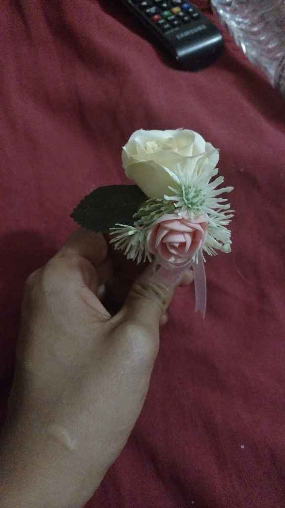 Ideas de Boutonniere para el Novio y los acompañantes - 2