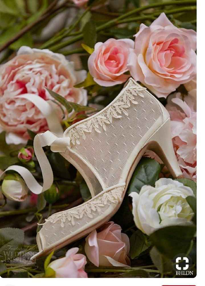 Fotos que no pueden faltar con tus zapatillas de 👰 - 22