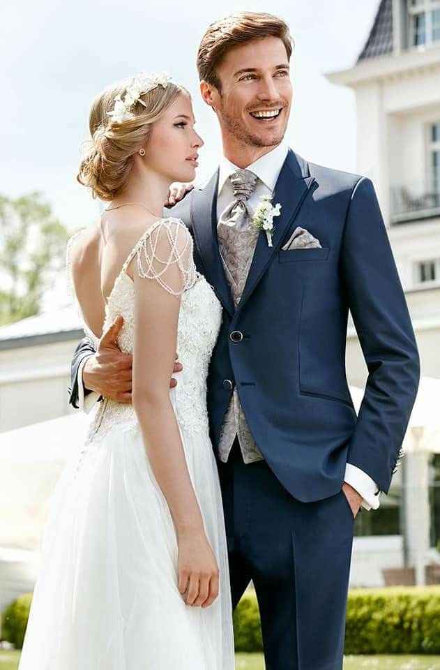 Novios en azul marino 😍 - 13