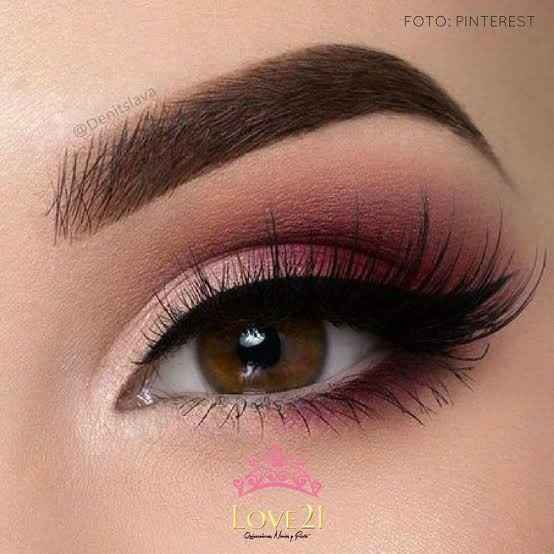 Maquillaje de ojos rosa - 6