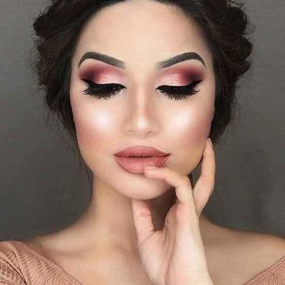 Maquillaje de ojos rosa - 7