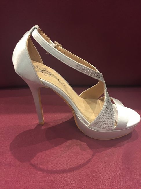 Zapatos de novia blancos o de color? - 1