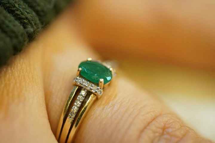 Anillo de compromiso poco común? - 1