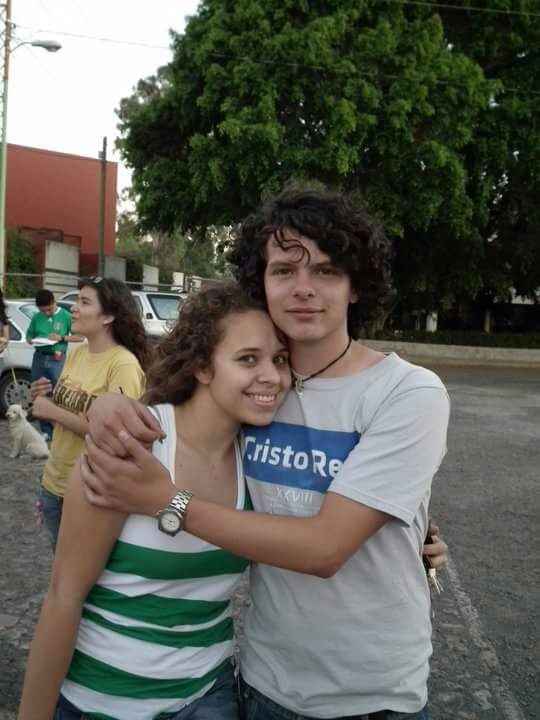 Nuestra primera foto juntos hace 6 años