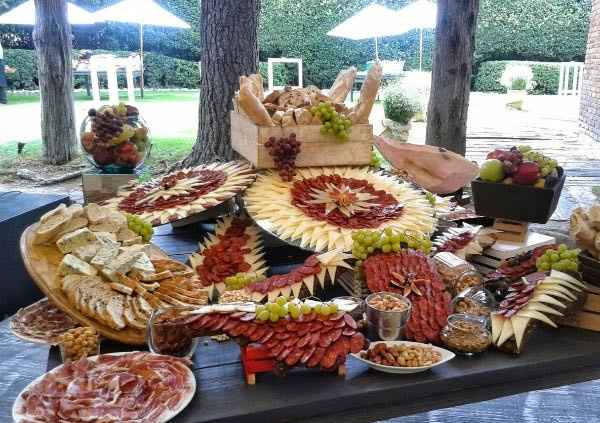 quesos y carnes frías