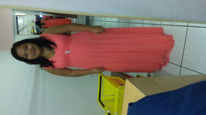 Mis damas con su vestido - 2