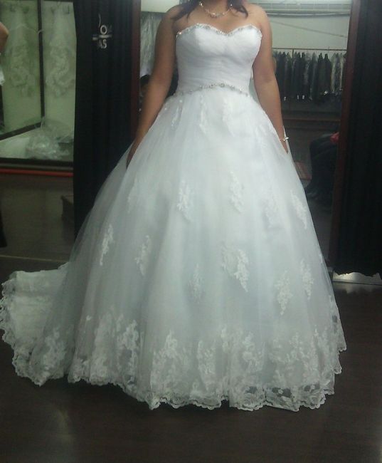 Chicas compartan su vestido de novia - 1