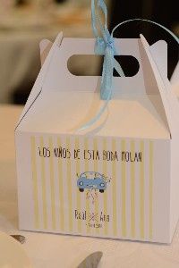 En cajitas (esta opción sale económica porque venden el paquete con varias cajas)
