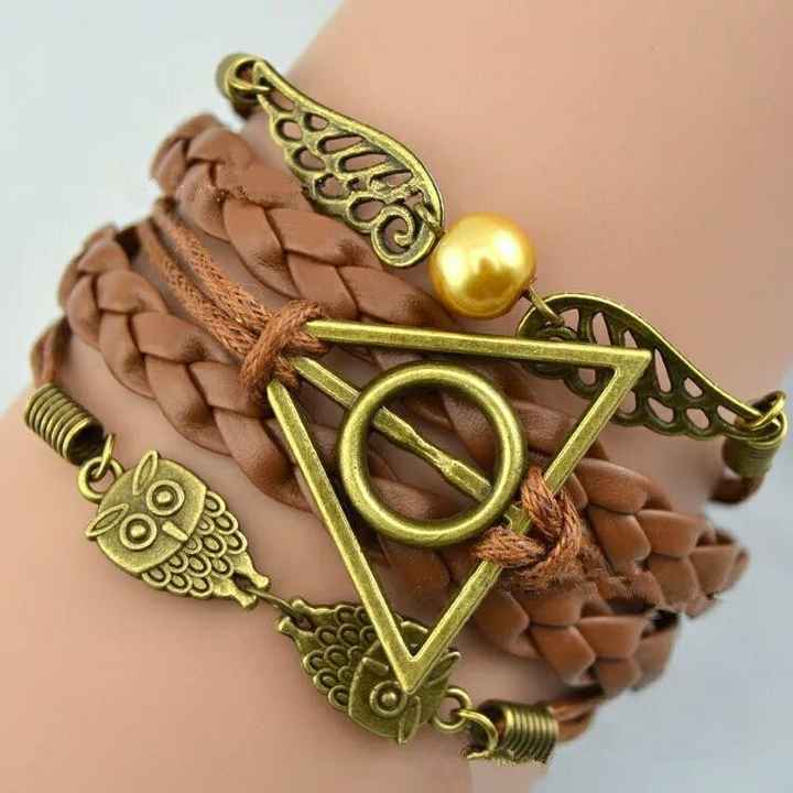5. Pulsera reliquias de la muerte...
