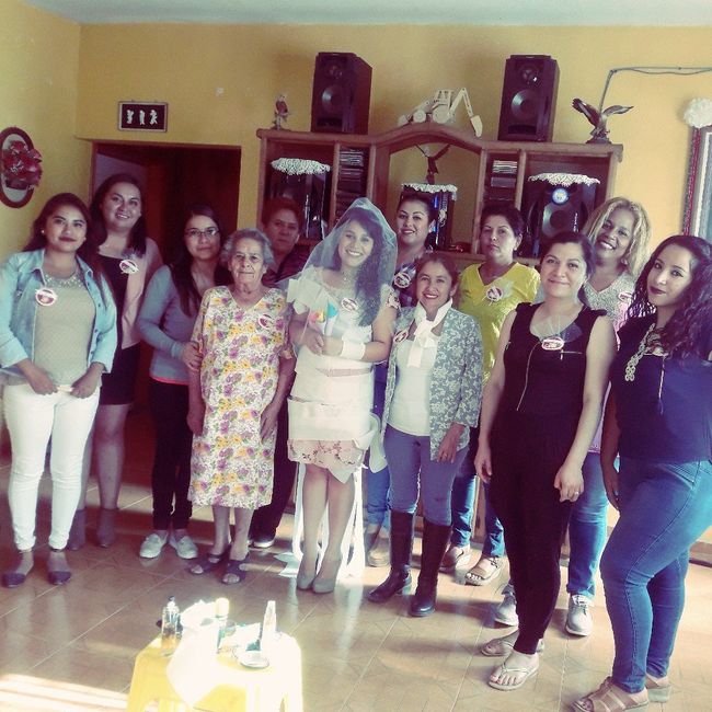 a 27 días/pequeña despedida de Soltera - 2