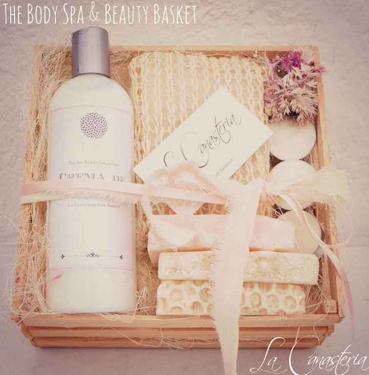 Qué tal un kit spa para que ese día se pongan más lindas y todas se consientan!