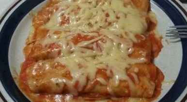Amo las enchiladas suizas que hace mi mamá, no son las típicas verdes!