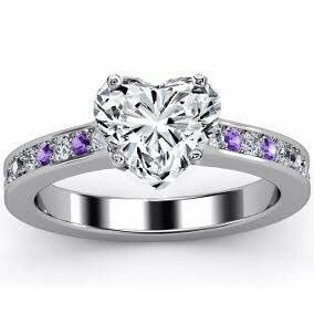 Anillos de compromiso morados 13