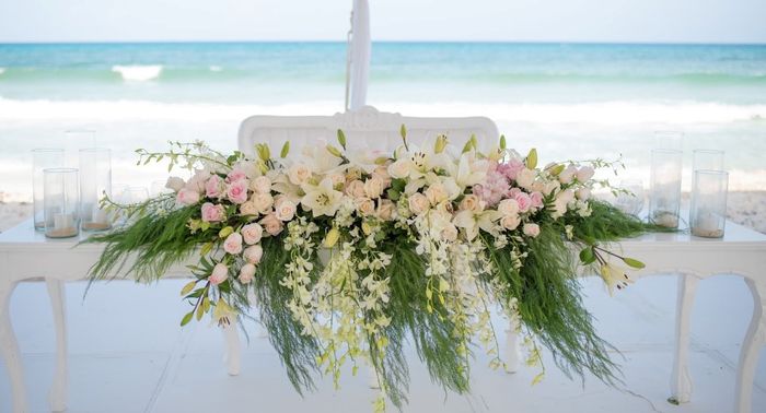 Flores para mesa de novios 17
