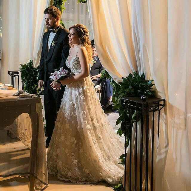 Entrada a la fiesta - 1