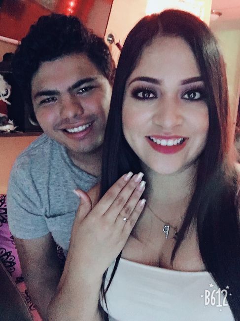 Por fin estoy oficialmente comprometida 💍😍 - 3