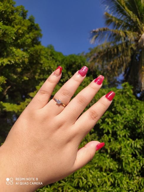 Esencial o lujo: anillo de compromiso - 2