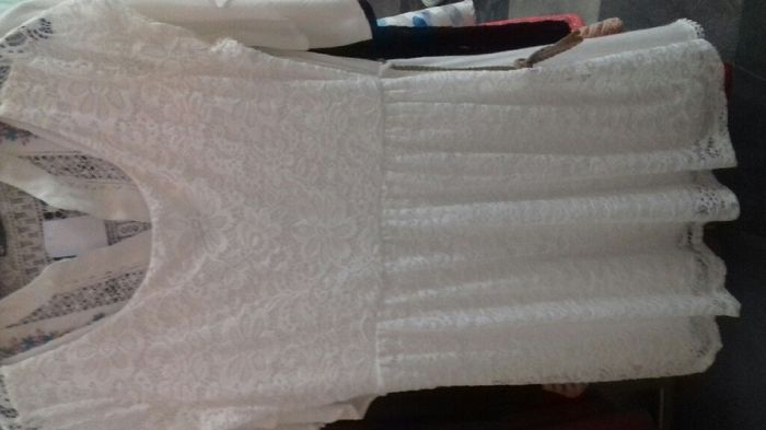En busca del vestido para el civil y nada de emoción. - 3