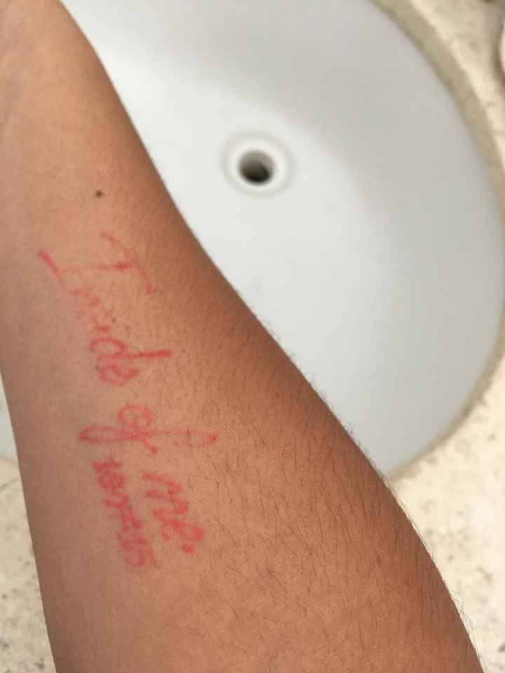 Tatuaje con el Fm???!🙄😱 - 1