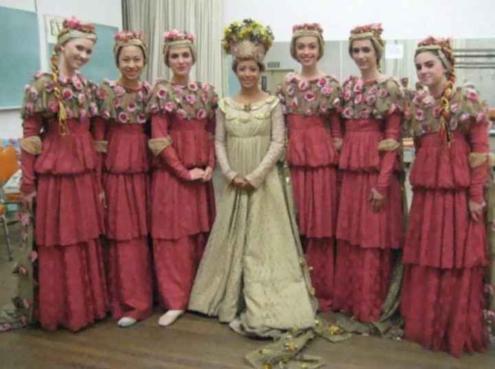 Damas de Honor Temáticas y Chuscas - 17