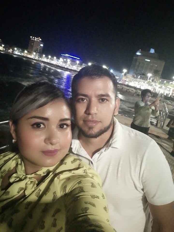 Reto con regalo: Sube una foto con tu pareja🎁 - 1