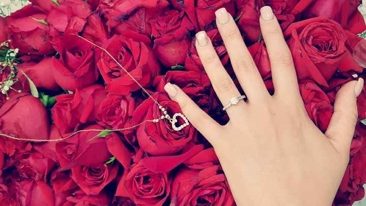 Tu Anillo💍👰🤵💒 compártelo!y la foto  en que dijiste sí 💞 - 1