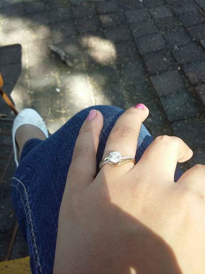 Mi anillo de compromiso reduccion con joyero.  soy una romantica. - 1