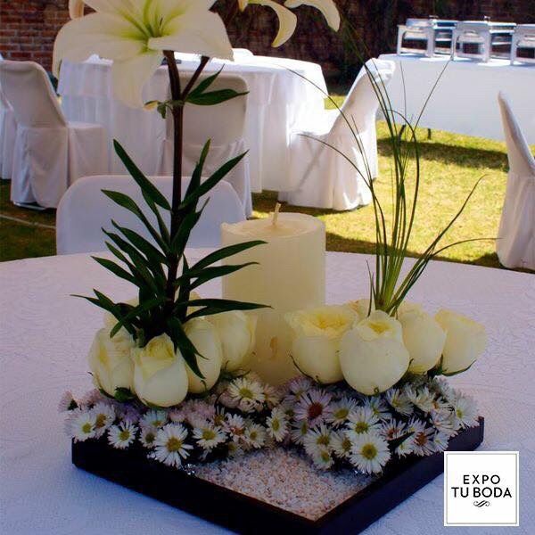 Centros de mesa para mesa cuadrada de 12 personas .. - 1