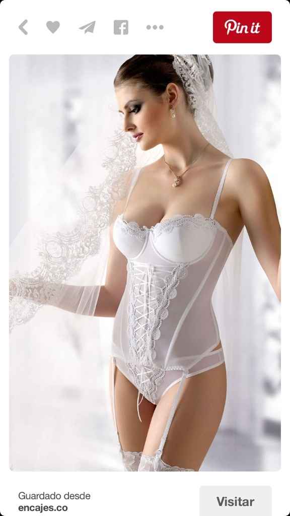 La ropa de la noche de boda, antes o después del vestido - 6