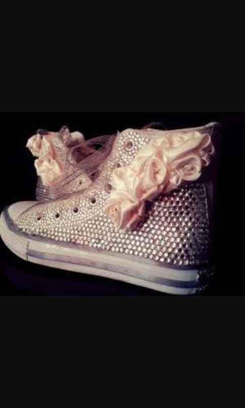 Que opinan de los tenis de novia - 1