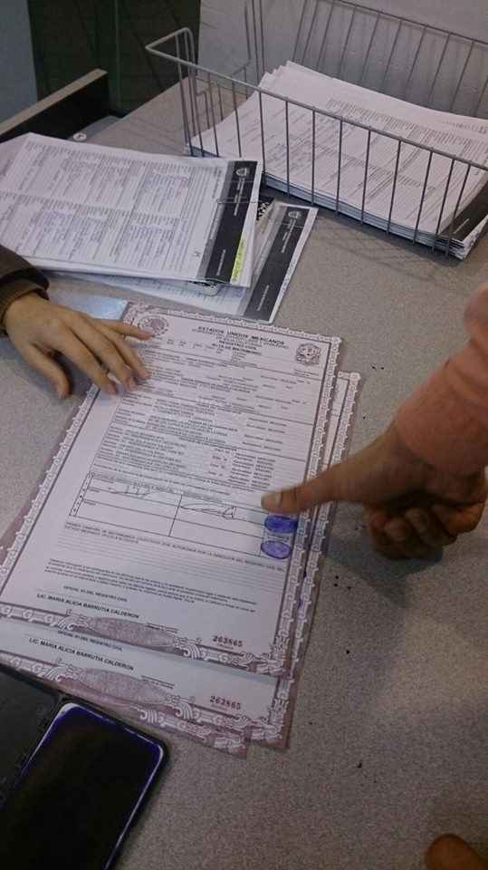 Huellas del novio y novia