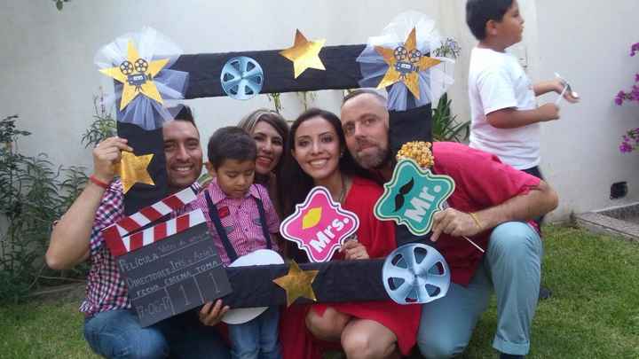 con mis compadres y mi ahijado