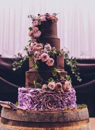 8. Chocolate puro con rosas.