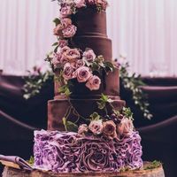 8. Chocolate puro con rosas.