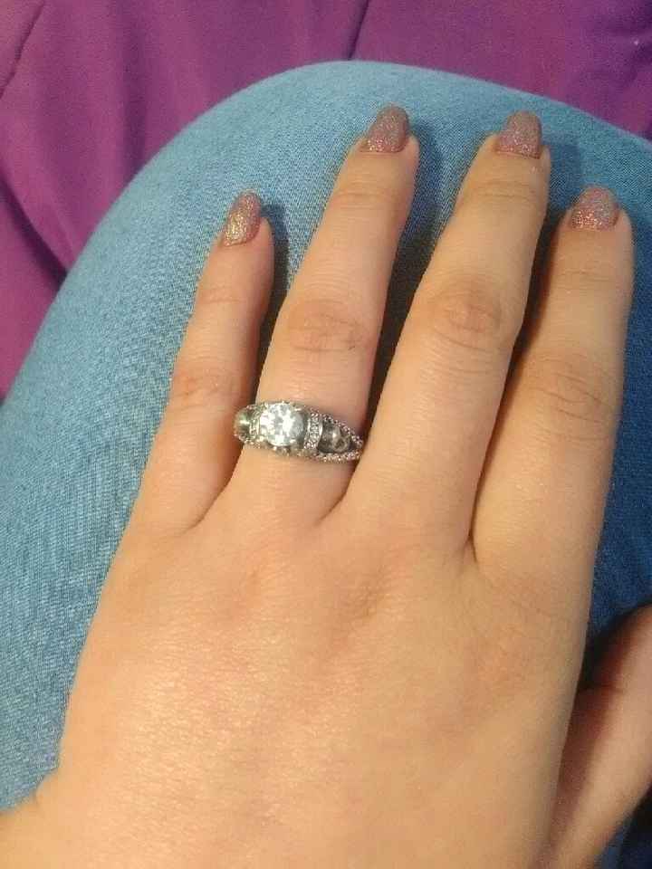 Chicas presuman su anillo!!! - 1