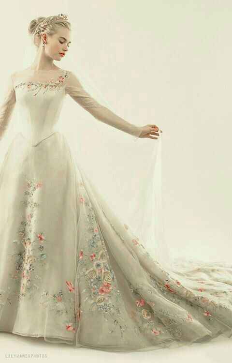Vestidos floreados 👰 - 1