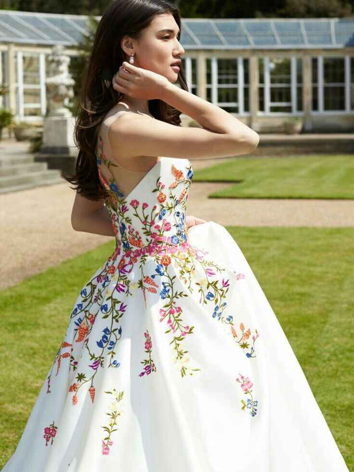 Vestidos floreados 👰 - 2