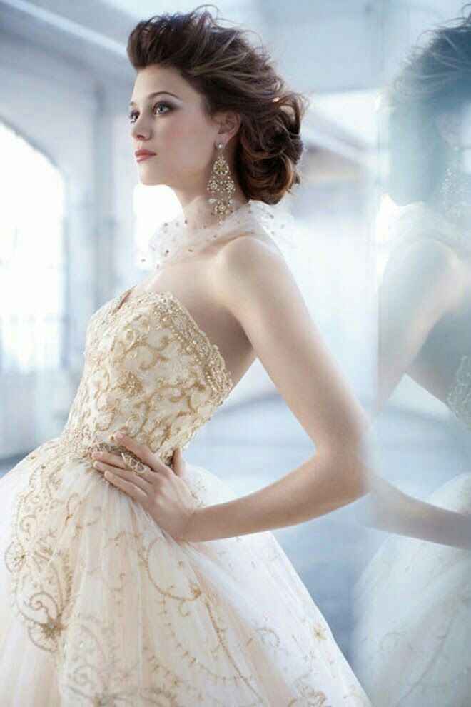  Vestido de novia con dorado - 1