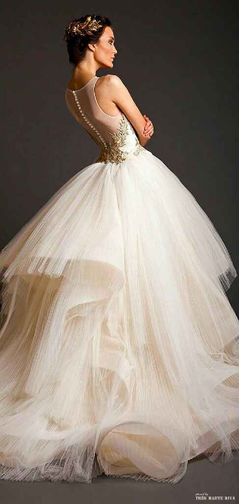 Vestido de novia con dorado - 4