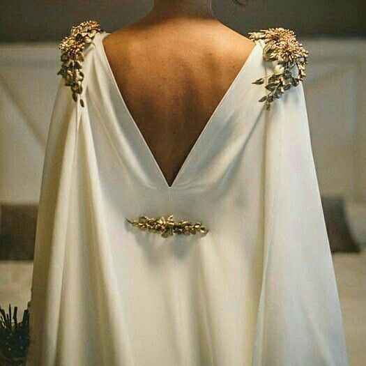  Vestidos con capa 💚 - 1