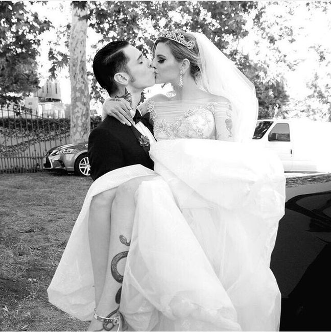 Boda de andy biersack 💜 - 9