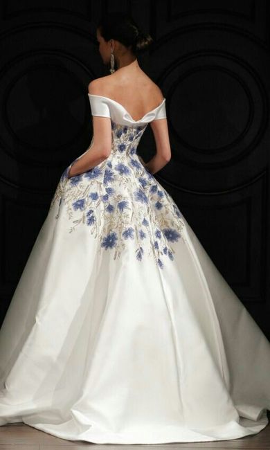 Vestidos floreados 👰 - 14