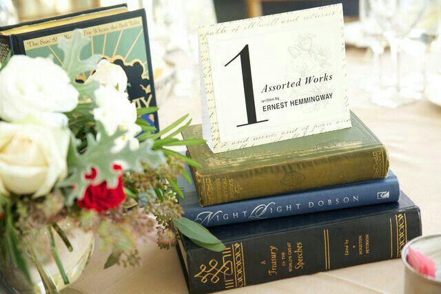  Boda con detalles de libros - 8