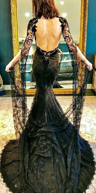  Vestidos de novia con aires goticos 💚 - 26